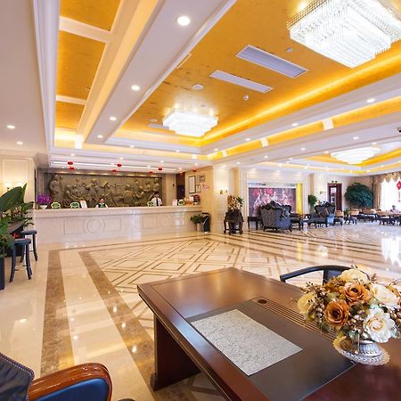 Vienna Hotel Jinshan New City Wanda Plaza Екстериор снимка