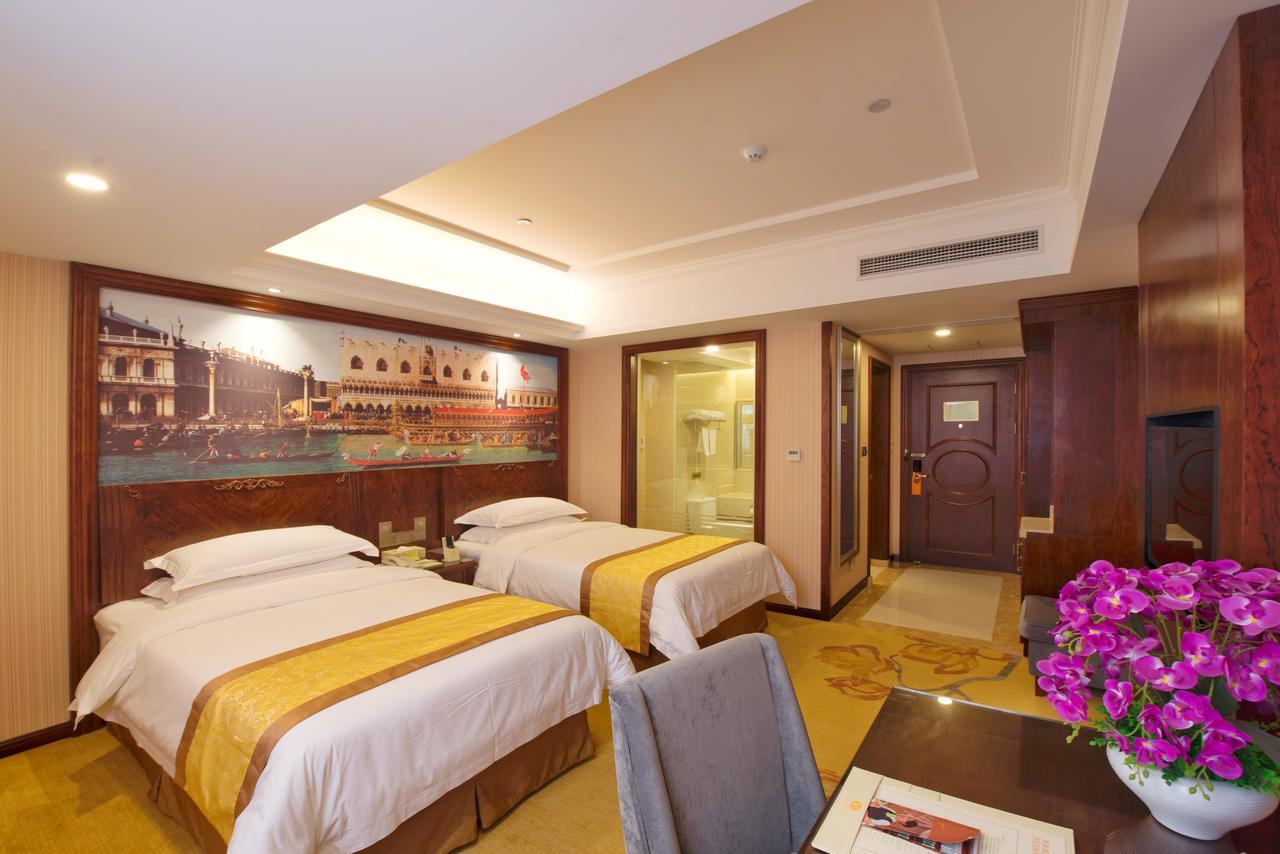 Vienna Hotel Jinshan New City Wanda Plaza Екстериор снимка