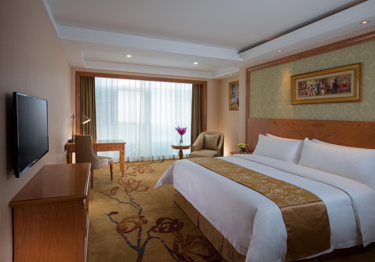 Vienna Hotel Jinshan New City Wanda Plaza Екстериор снимка