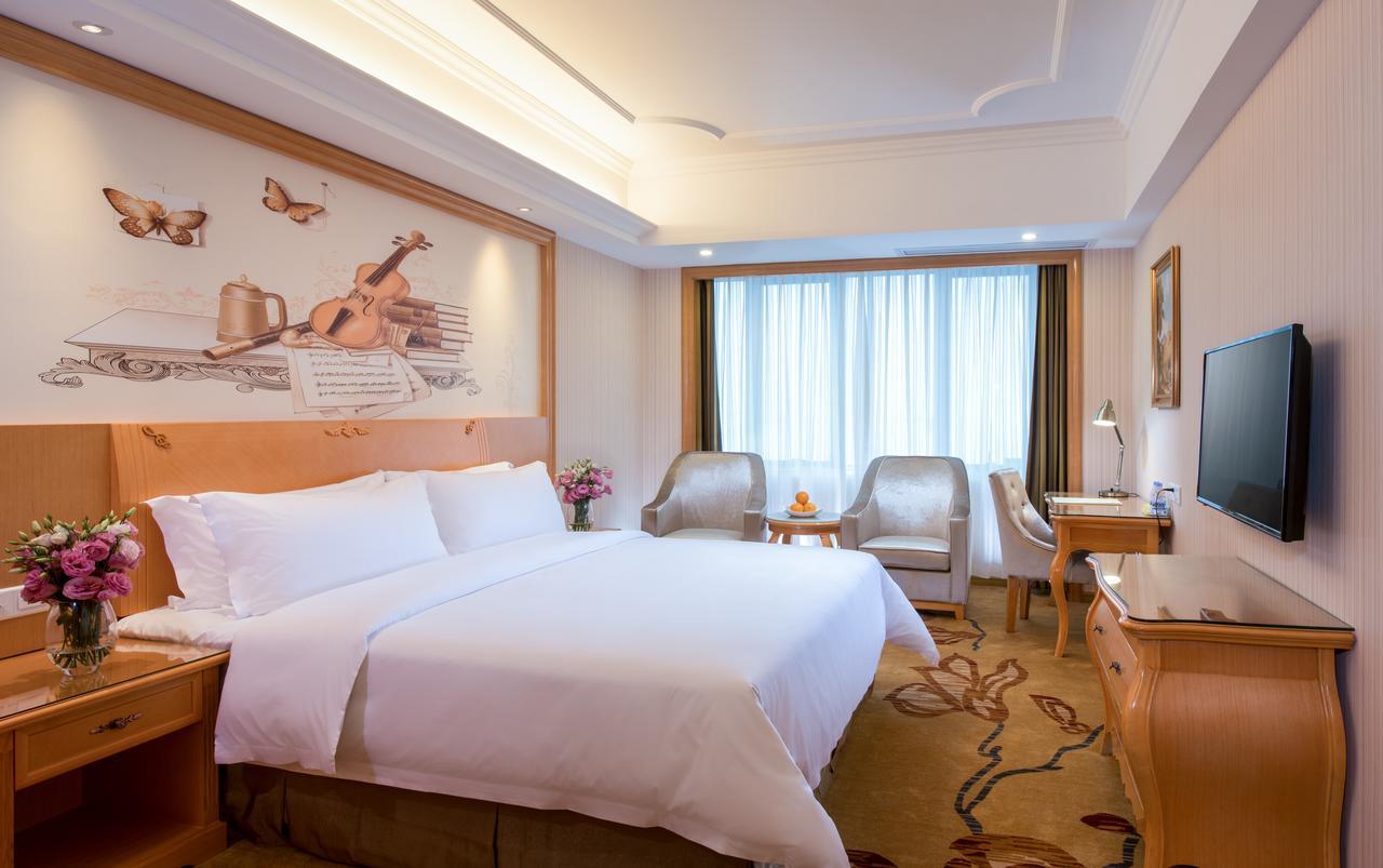 Vienna Hotel Jinshan New City Wanda Plaza Екстериор снимка