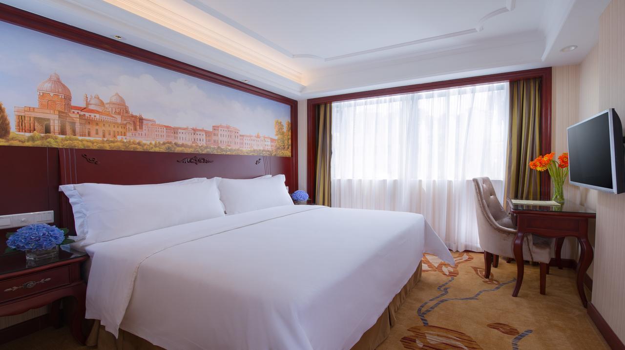 Vienna Hotel Jinshan New City Wanda Plaza Екстериор снимка