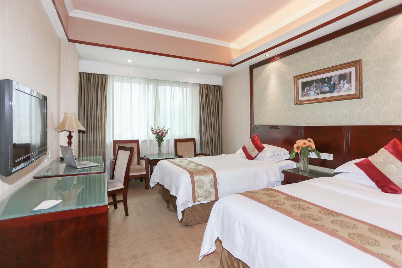 Vienna Hotel Jinshan New City Wanda Plaza Екстериор снимка